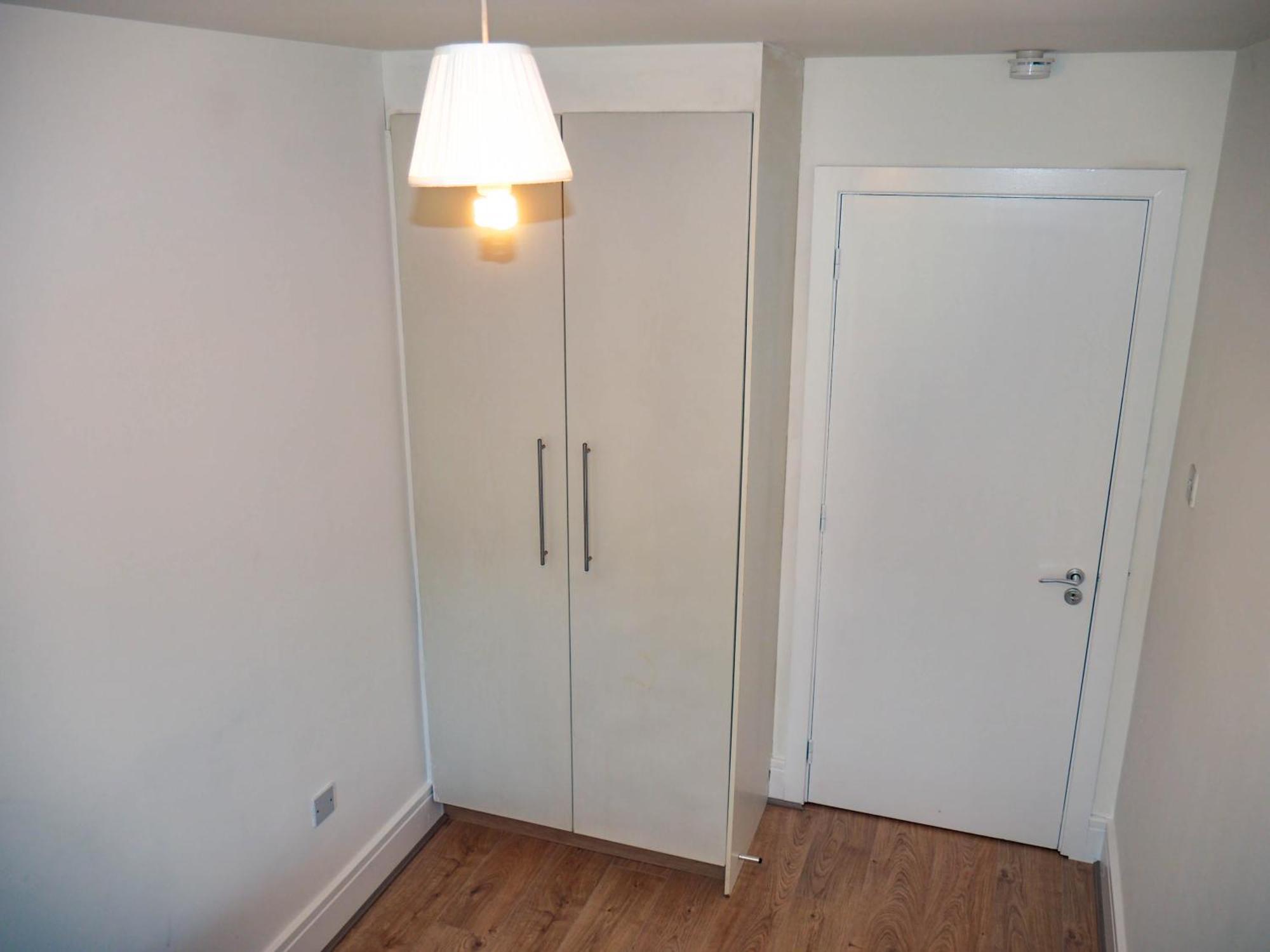 Comfortable 2-bedroom Near Airport Dublin